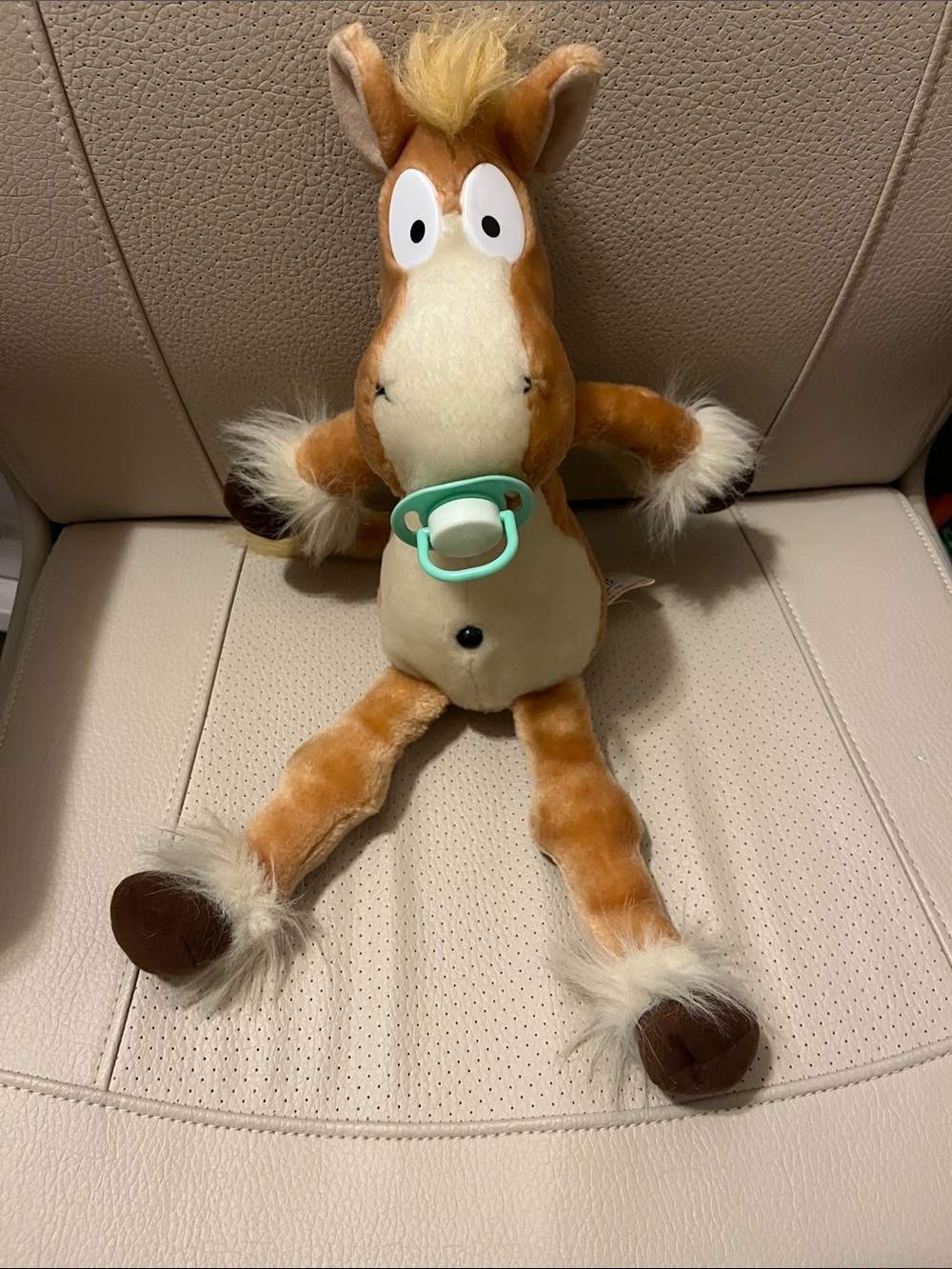 Vintage 1998 Davis Manufacturing Barnyard Plush Horse